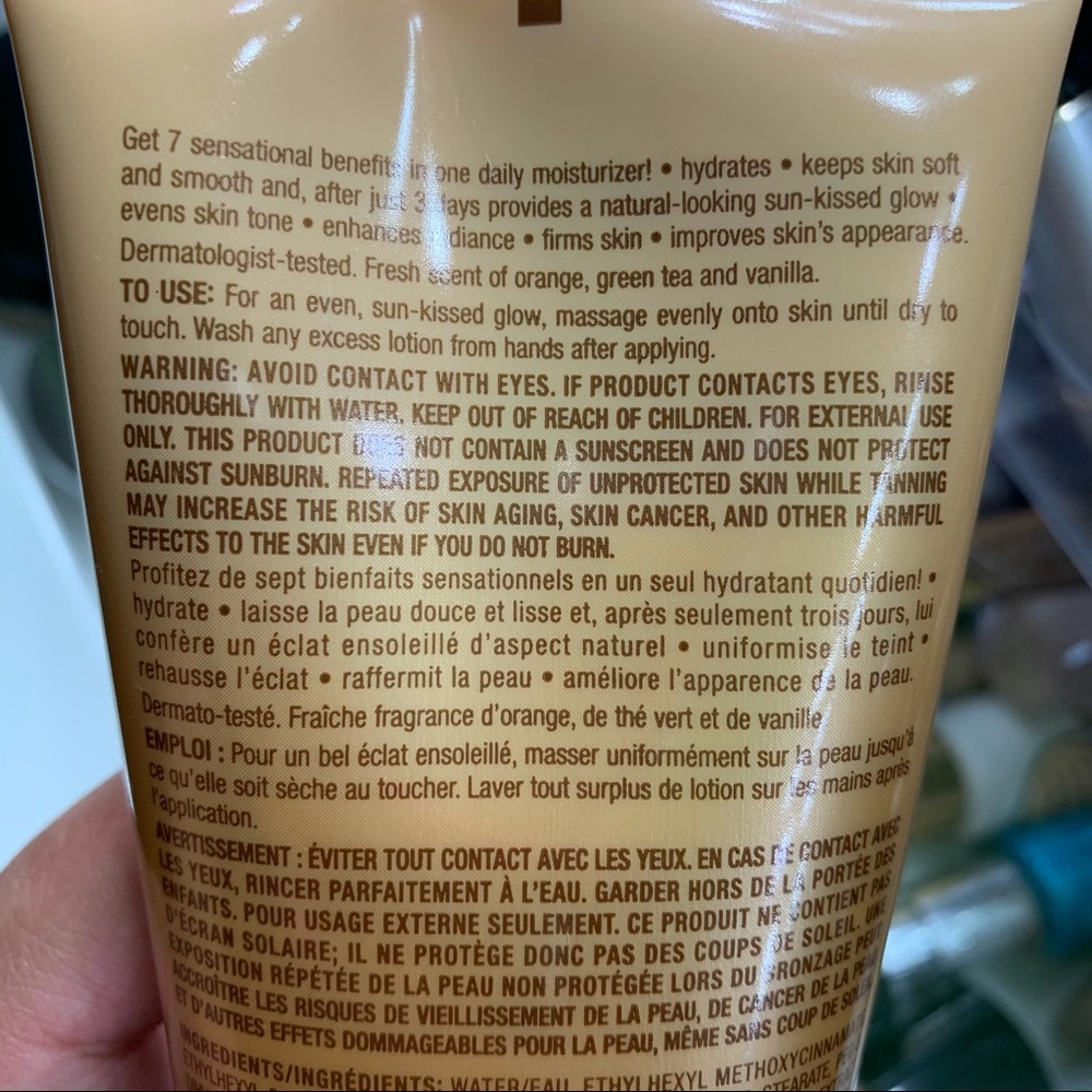 Avon SSS Satin Glow 7 in 1 Glow Body Lotion - Picture 3 of 4